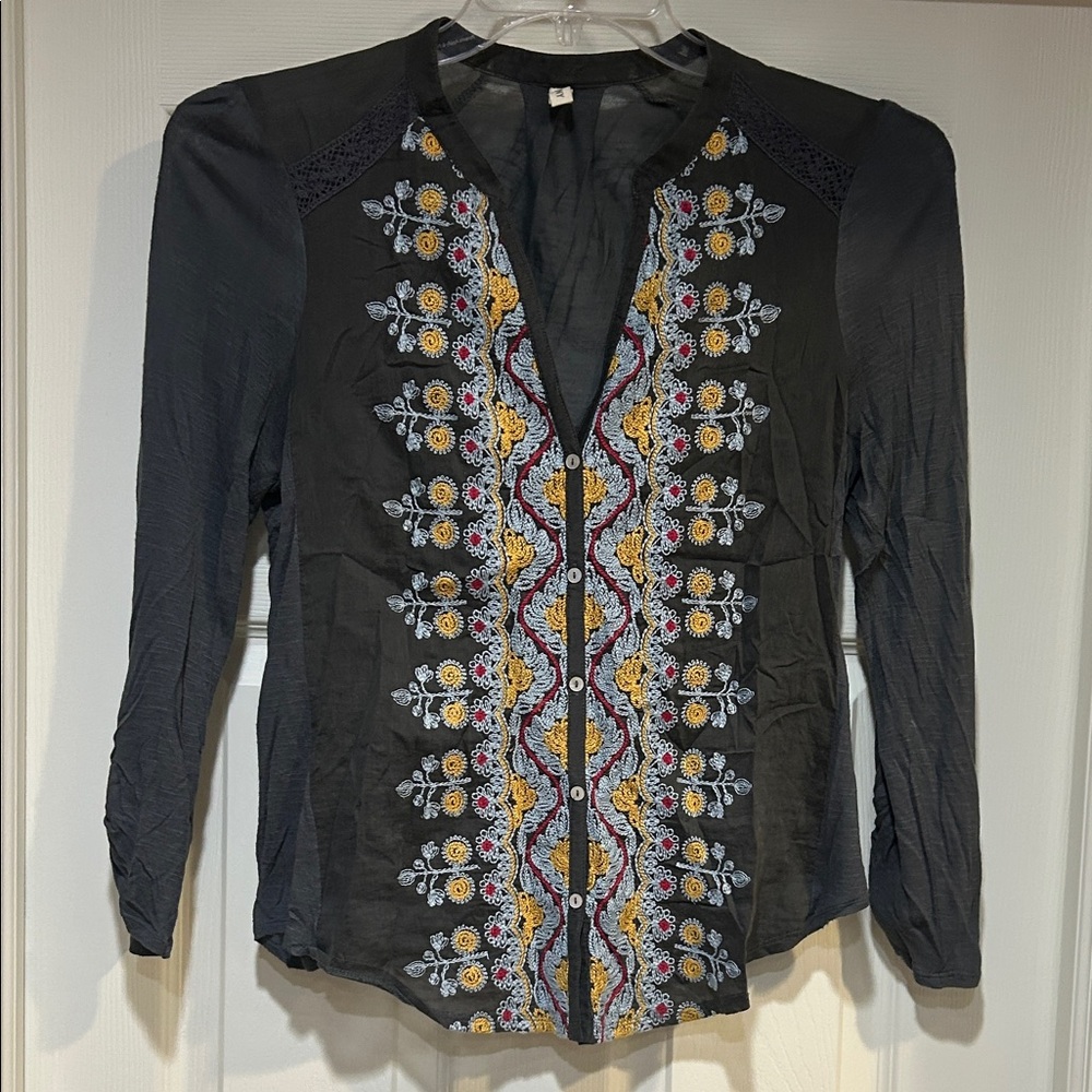 Women’s Anthropologie TINY Embroidered Black & Gray Women's Top